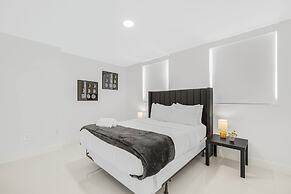 Chic Brickell Condos – Prime Location