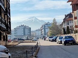 Opersite Morris Bar, Gondola 250m Away,