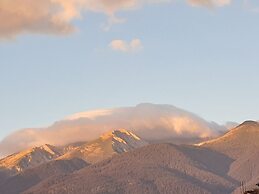 Opersite Morris Bar, Gondola 250m Away,