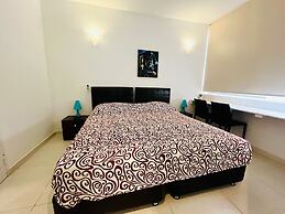 8Villa