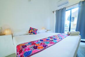 Casa Flores Zicatela