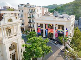 Beverly Hill Ha Long Villas & Apartments