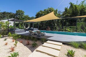5 min Walk to the Beach - Casa Bo Jungle Tamarindo