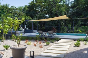 5 min Walk to the Beach - Casa Bo Jungle Tamarindo