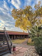 Hoosier Hot Springs & Inn