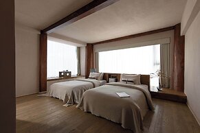 Liz's heart is in the sky