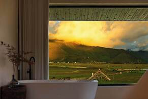 Liz's heart is in the sky