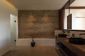 Liz's heart is in the sky