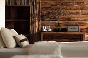 Liz's heart is in the sky