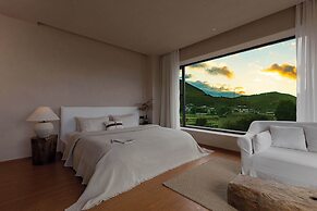 Liz's heart is in the sky