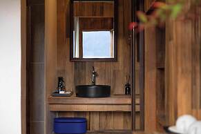 Liz's heart is in the sky