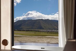 Liz's heart is in the sky