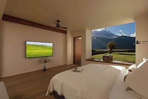 Liz's heart is in the sky