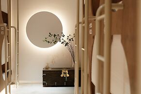 D.A.L Premium Capsule Hotel - Women Only