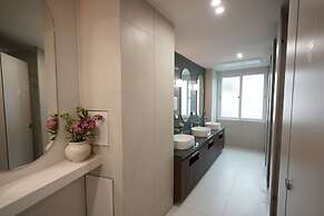 D.A.L Premium Capsule Hotel - Women Only