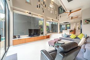 Beautiful Sea View Full Smart House 3BR