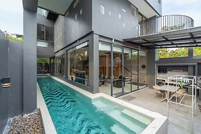 Beautiful Sea View Full Smart House 3BR