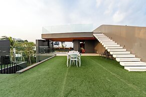 Beautiful Sea View Full Smart House 3BR