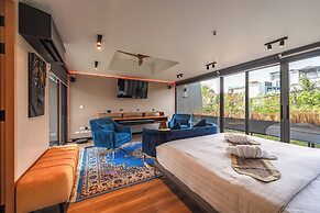 Beautiful Sea View Full Smart House 3BR