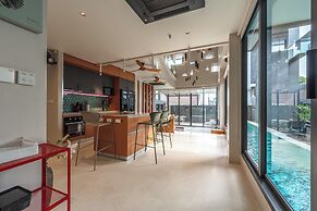 Beautiful Sea View Full Smart House 3BR