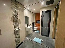 Beautiful Sea View Full Smart House 3BR