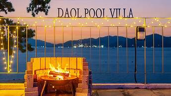 Geoje Daol Pool Villa Pension