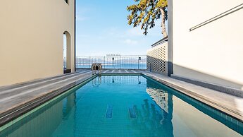 Geoje Daol Pool Villa Pension