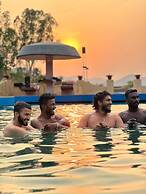 Corniche Inn Resorts