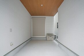 Travel Time - Senbon Naka