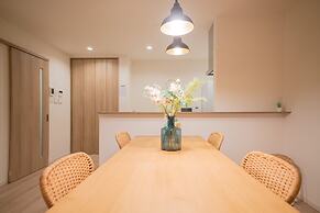 Travel Time - Senbon Naka