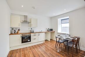 Host Stay Canalside Lofts Apartment