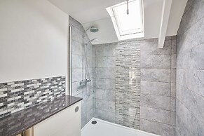 Host Stay Anvil Cottage