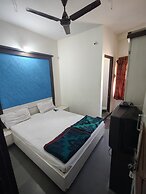 Hotel Shanti Palace By GRB