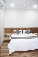 Hotel Shanti Palace By GRB