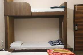 Hotel Shanti Palace By GRB