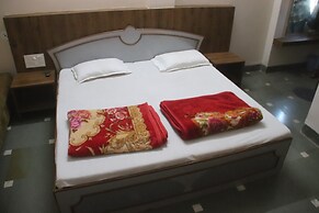 Hotel Shanti Palace By GRB