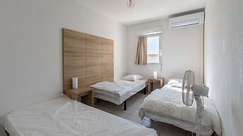 Modern Seaside Apartment