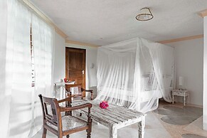 Exploreans Malaika Villas & Beach Club