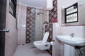 Hotel Noida Nest 105