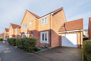 Cherry Banks 5 Bedroom & 3 Bathroom Hse