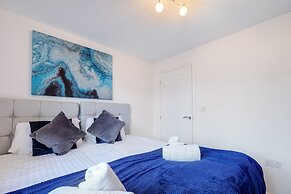 Cherry Banks 5 Bedroom & 3 Bathroom Hse