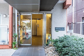 Lions Mansion Shin-Osaka