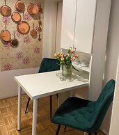 Beautiful Flat top Location