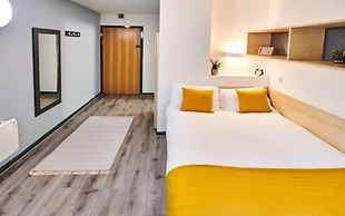 Student Only Capital Gate