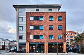 Student Only Capital Gate