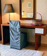 Villa Eleni - Garden Pool Retreat Near Kardamili