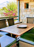 Villa Eleni - Garden Pool Retreat Near Kardamili