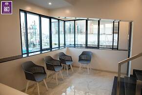 Hotel Raj Lodging &Boarding