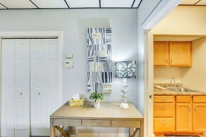 1 Mi to Dtwn: Cozy Retreat in New Kensington!