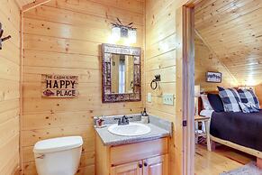 9 Mi to Dtwn Blue Ridge: Cabin w/ Deck & Grill!